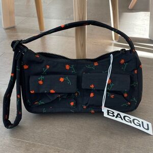 NWT Baggu Cargo Shoulder Bag, Painted Wildflower
